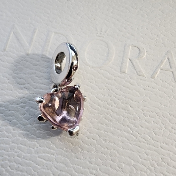 Pandora Pink Family Tree & Heart Dangle Charm - Picture 3 of 9